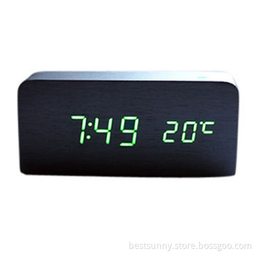 LED digital clock with temperature